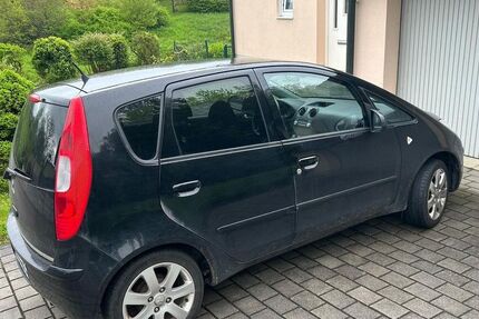 Mitsubishi Colt 162.000 km 3.000 &euro; Ihrlerstein 93346