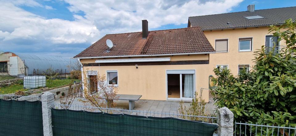 Doppelhaushälfte Painten - 3 Zimmer, 124 m&sup2;, 1.200&euro; | Angebot:26121501