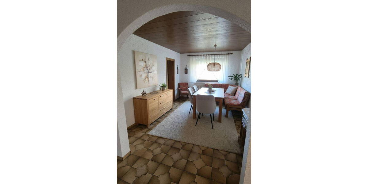 Bungalow Obertraubling - 7 Zimmer, 174 m&sup2;, 725.000&euro; | Angebot:26588976