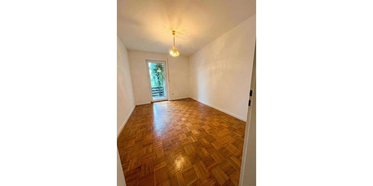 Reihenendhaus mit großzügigem Garten im Regensburger Westen 5 zimmer