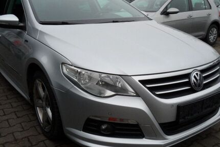 VW Passat 232.543 km 5.699 &euro; Regensburg 93055