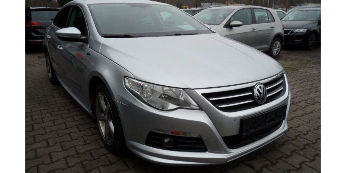 VW Passat 232.543 km 5.699 &euro; Regensburg 93055