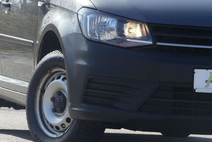 VW Caddy 144.900 km 11.450 &euro; Regensburg 93059