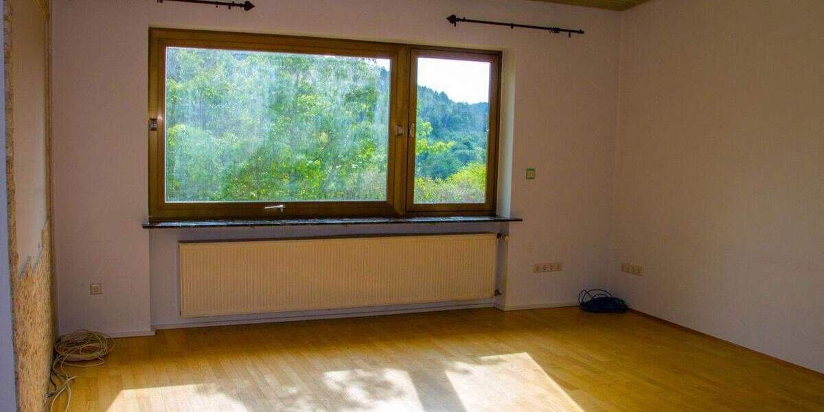 Einfamilienhaus Nittendorf Undorf - 8 Zimmer, 200 m&sup2;, 698.000&euro; | Angebot:24690123