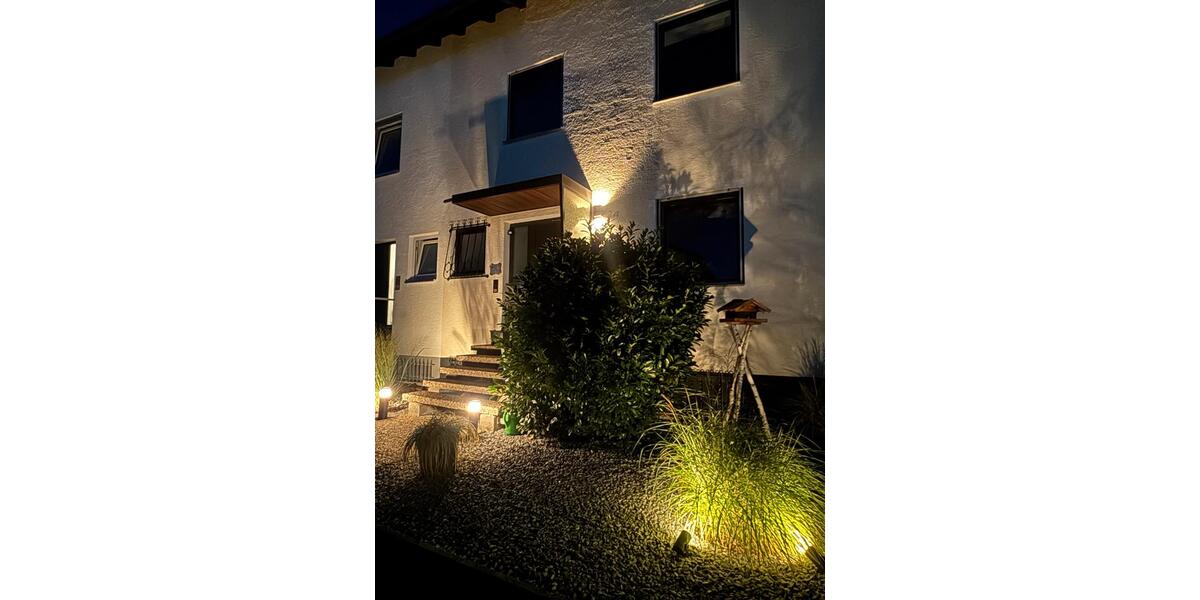 Reihenhaus Bad Abbach - 12 Zimmer, 188 m&sup2;, 2.050&euro; | Angebot:27620979