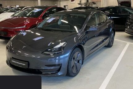 Tesla Model 3 47.492 km 24.500 &euro; Obertraubling 93083