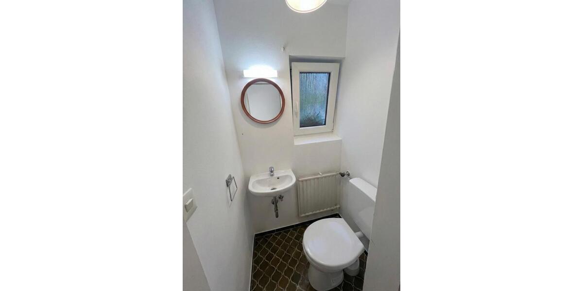 Reihenendhaus mit großzügigem Garten im Regensburger Westen 5 zimmer