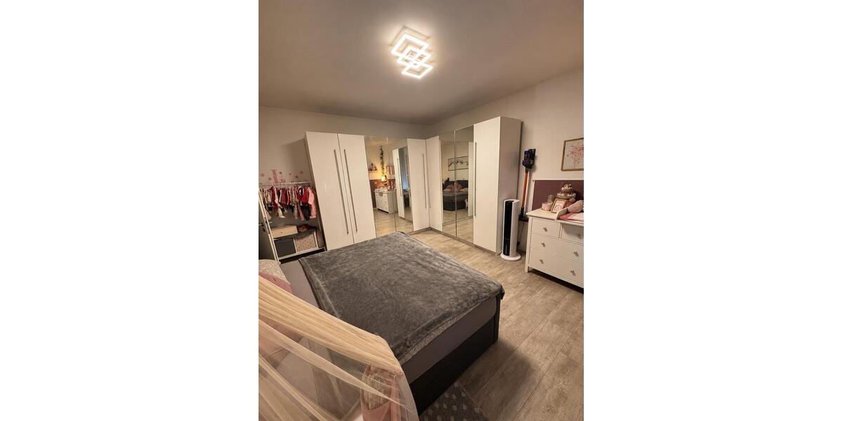 Erdgeschoßwohnung Neutraubling - 2 Zimmer, 67 m&sup2;, 975&euro; | Angebot:27621837