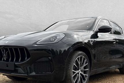 Maserati Grecale 15.000 km 75.490 € Regensburg 93059