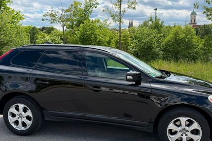 Volvo XC60 184.000 km 8.500 &euro; Regensburg 93059