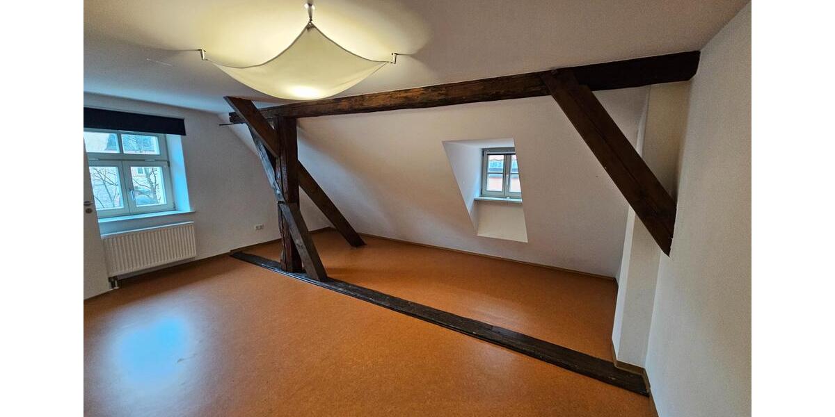 Dachgeschoßwohnung Burglengenfeld - 2 Zimmer, 60 m&sup2;, 900&euro; | Angebot:26671613