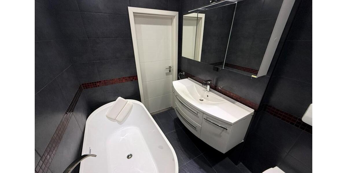 Maisonettenwohnung Nittendorf - 3.5 Zimmer, 103 m&sup2;, 1.200&euro; | Angebot:27609583