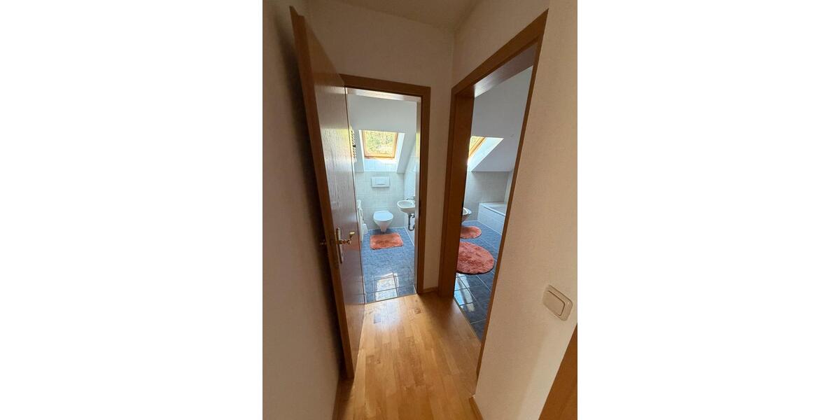 Dachgeschoßwohnung Wörth an der Donau - 3 Zimmer, 75 m&sup2;, 240.000&euro; | Angebot:27082878