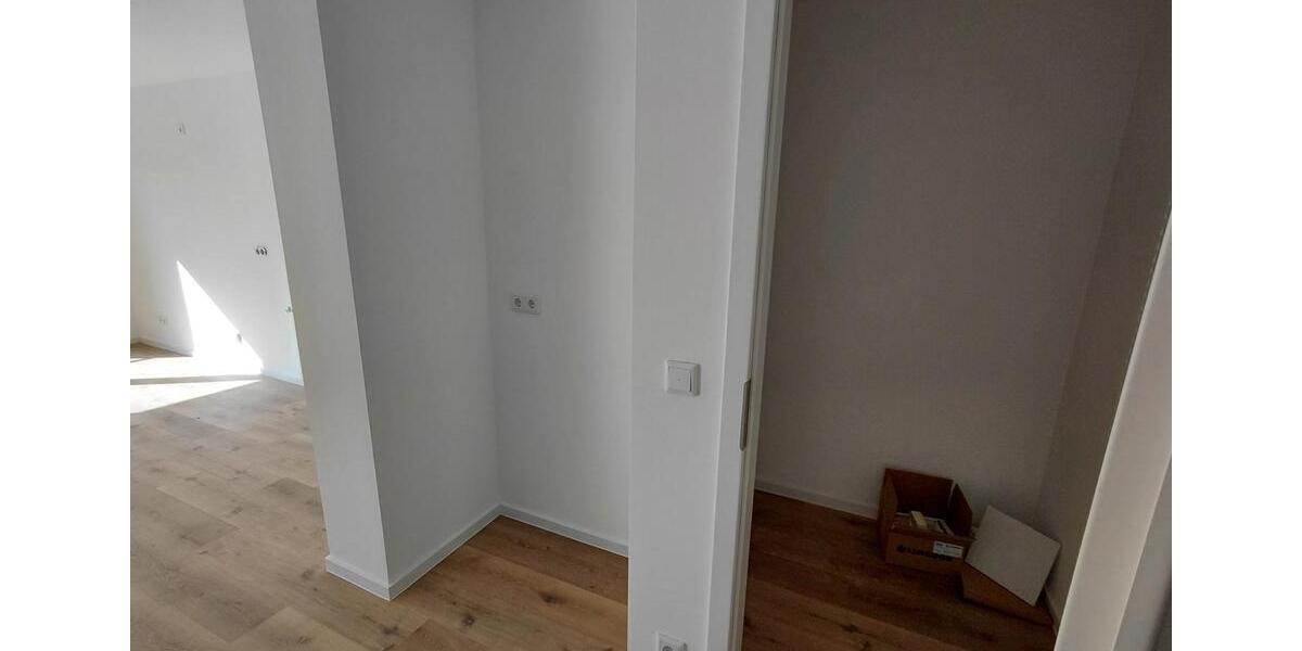 Erdgeschoßwohnung Regensburg Gallingkofen - 3 Zimmer, 74 m&sup2;, 1.300&euro; | Angebot:25370345