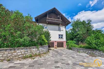 Haus Maxhütte-Haidhof Haidhof - 13 Zimmer, 300 m&sup2;, 660.000&euro; | Angebot:27306310