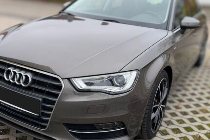 Audi A3 90.000 km 15.600 &euro; Pentling 93080