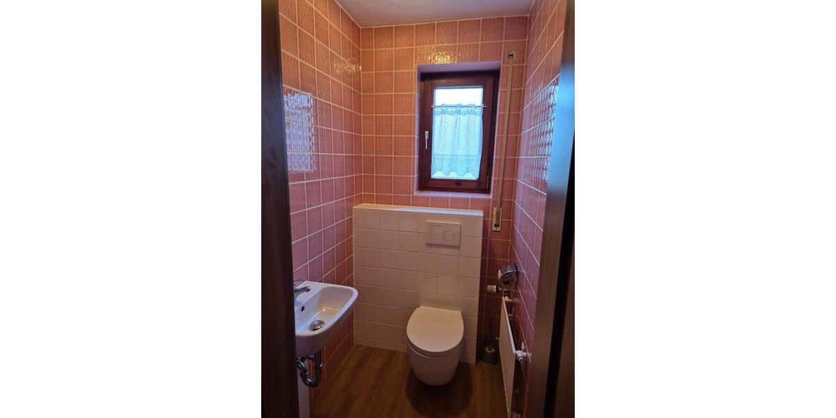 Bungalow Ihrlerstein - 5 Zimmer, 125 m&sup2;, 1.300&euro; | Angebot:27613213