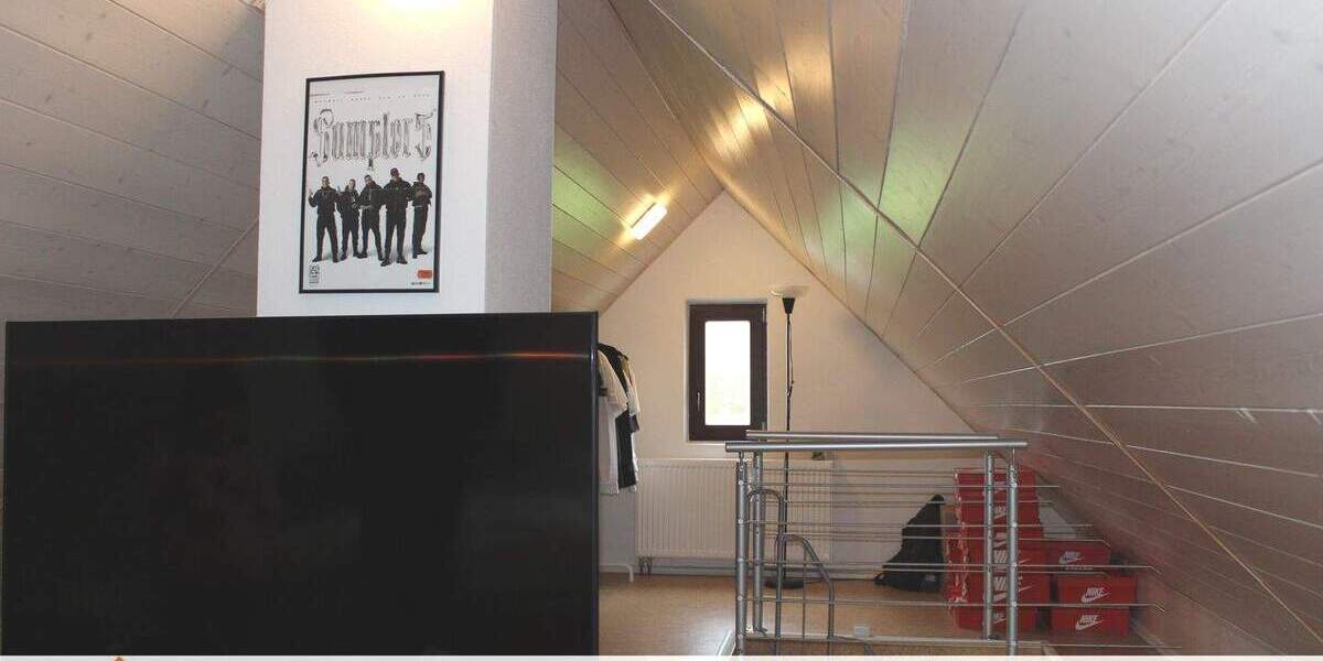 Gepflegtes Einfamilienhaus, kernsaniert, ruhige Lage in Lappersdorf 5 zimmer