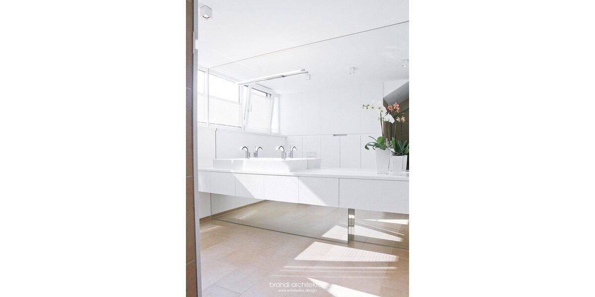 Doppelhaushälfte Regensbsurg Westenviertel - 7 Zimmer, 220 m&sup2;, 1.599.000&euro; | Angebot:26816371