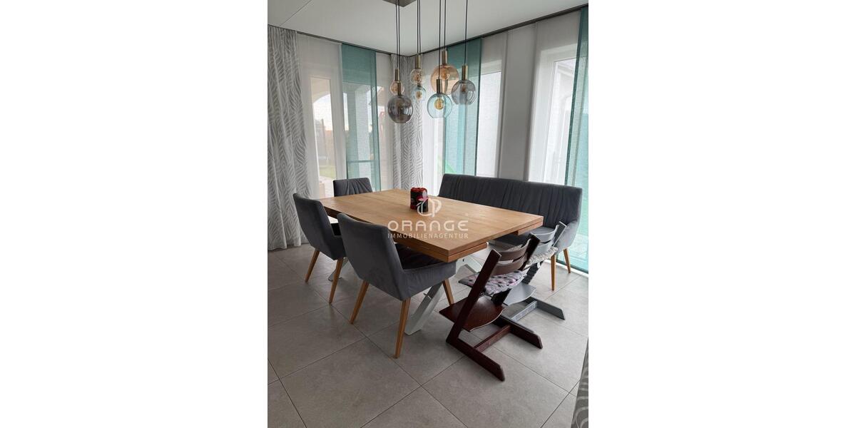 Einfamilienhaus Langquaid - 8 Zimmer, 260 m&sup2;, 1.800&euro; | Angebot:23861895