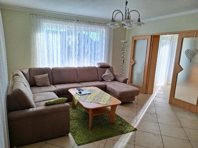 Einfamilienhaus Hausen - 9 Zimmer, 218 m&sup2;, 875.000&euro; | Angebot:26891229