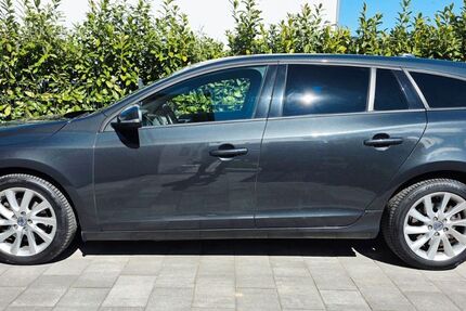 Volvo V60 250.000 km 7.800 &euro; Sünching 93104