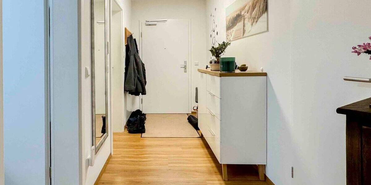 Etagenwohnung Teublitz Saltendorf - 3 Zimmer, 76 m&sup2;, 348.000&euro; | Angebot:26642636