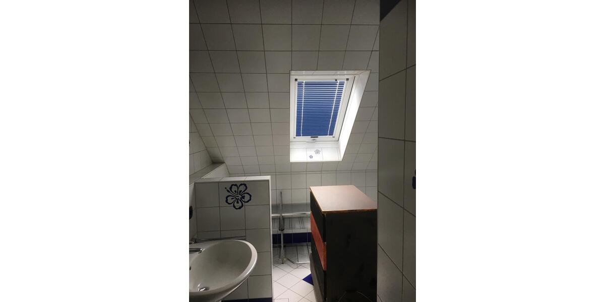 Mietwohnung 2Zimmer DG Regensburg Harting 2 zimmer