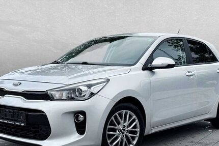 Kia Rio 123.700 km 8.550 &euro; Regensburg 93059