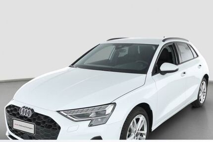 Audi A3 2.482 km 32.680 &euro; Saal a.d. Donau 93342