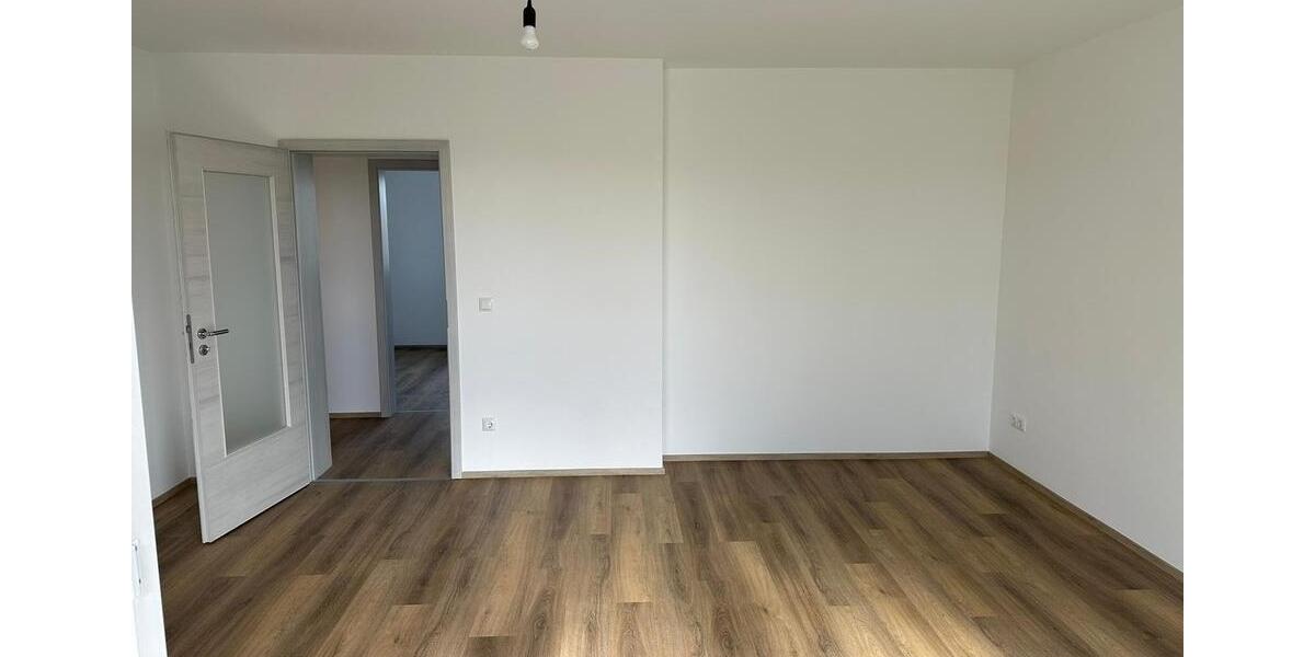 Hochwertig sanierte 3-Zimmer-Wohnung in Regensburg nahe Gewerbepark 3 zimmer