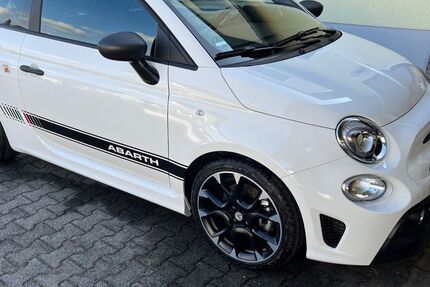 Abarth 595 8.900 km 24.700 &euro; Thalmassing 93107