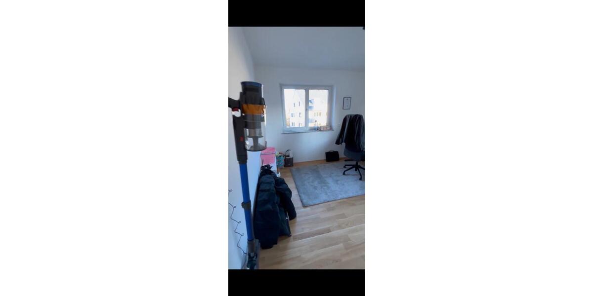 Etagenwohnung Lappersdorf - 3 Zimmer, 69 m&sup2;, 1.230&euro; | Angebot:26409159