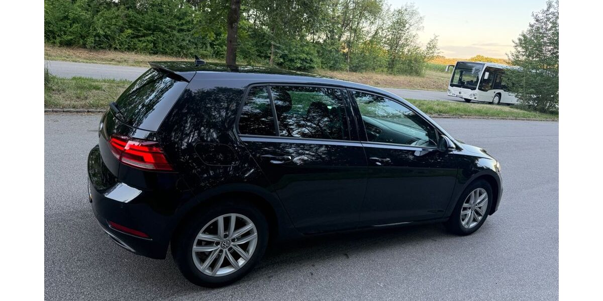 VW Golf 158.200 km 12.500 &euro; Walderbach 93194