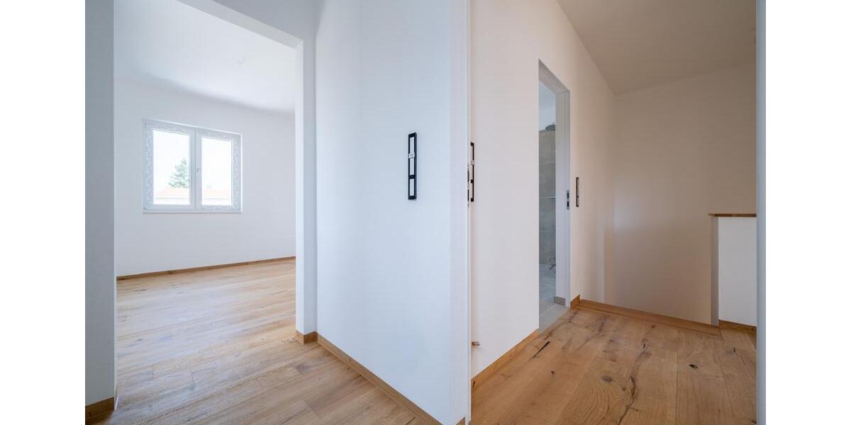 Doppelhaushälfte Aufhausen - 4 Zimmer, 135 m&sup2;, 1.350&euro; | Angebot:26193645