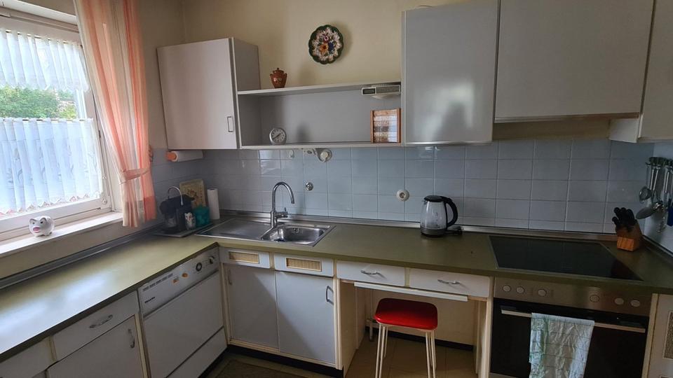 Einfamilienhaus Burglengenfeld - 8 Zimmer, 244 m&sup2;, 450.000&euro; | Angebot:26421540