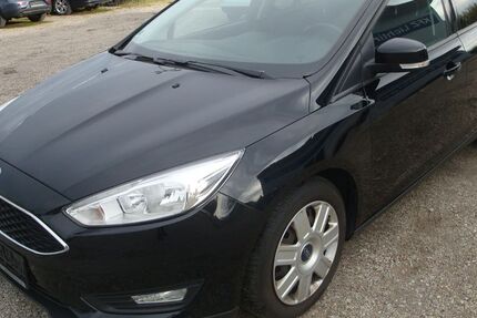 Ford Focus 157.899 km 5.850 € Neufahrn 84088