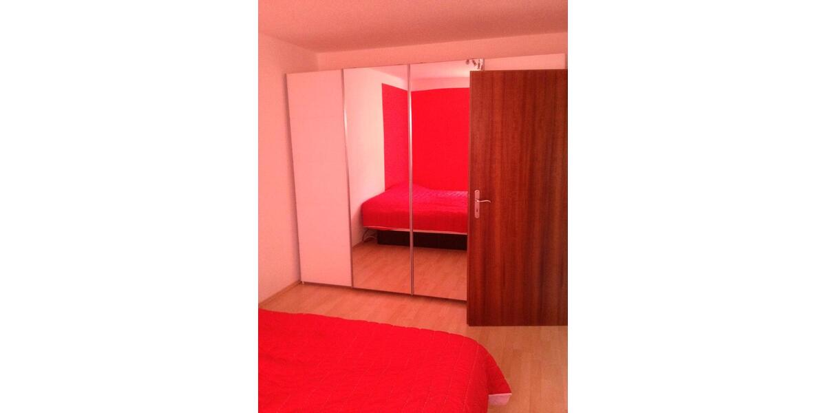 Etagenwohnung Neutraubling - 2 Zimmer, 62 m&sup2;, 250.000&euro; | Angebot:24662221