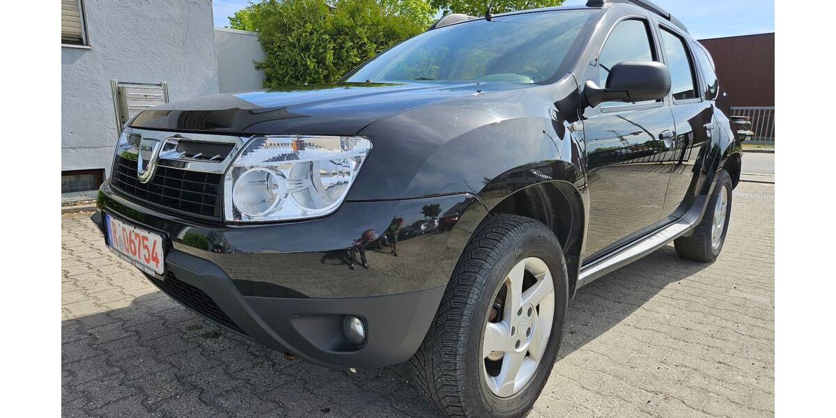 Dacia Duster 45.900 km 7.900 &euro; Regensburg 93057