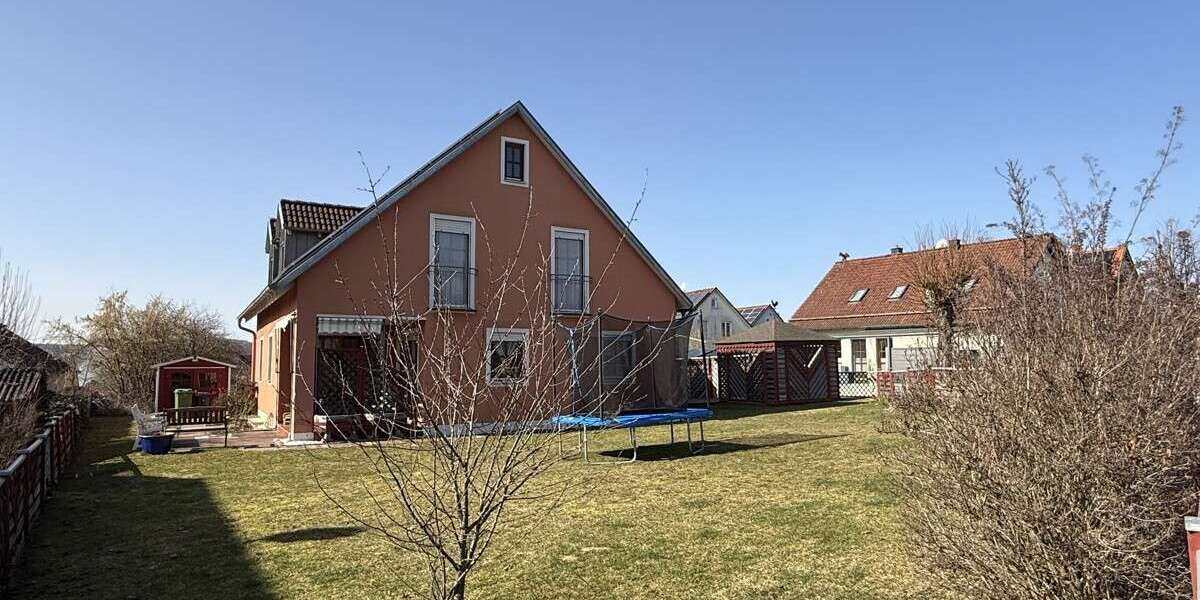 Einfamilienhaus Beratzhausen - 5 Zimmer, 151 m&sup2;, 499.000&euro; | Angebot:25396467