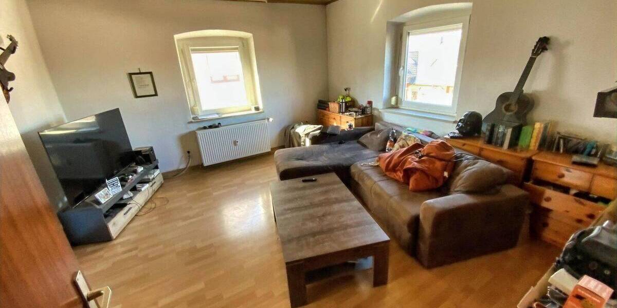 Etagenwohnung Maxhütte-Haidhof Maxhütte - 2 Zimmer, 54 m&sup2;, 110.000&euro; | Angebot:26218185