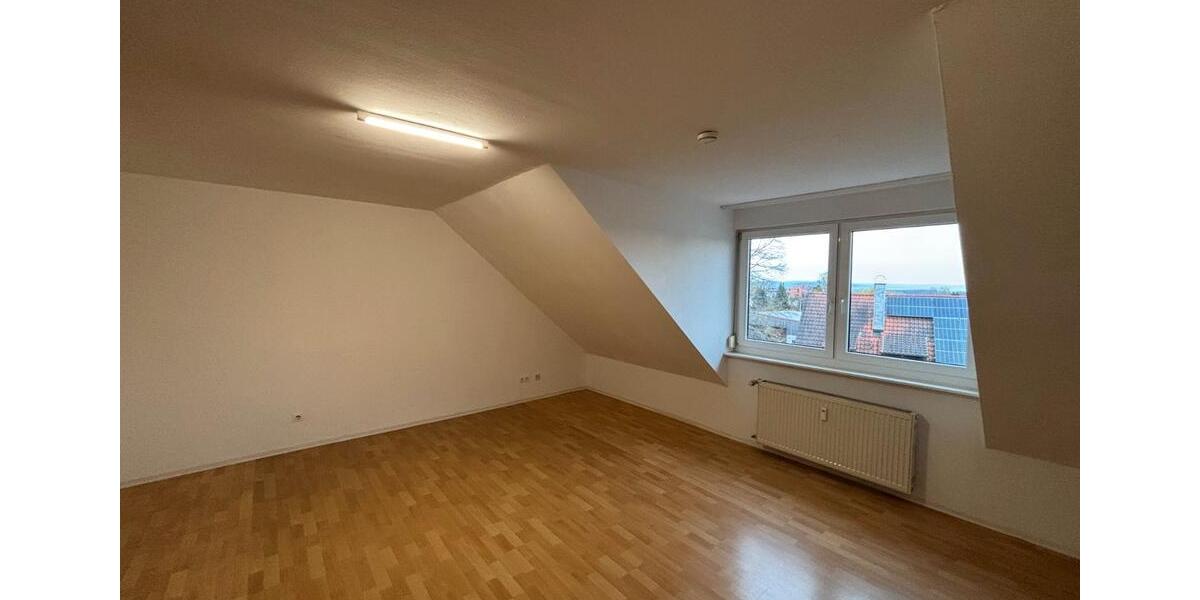 Dachgeschoßwohnung Regensburg Galgenberg - 1 Zimmer, 27 m&sup2;, 390&euro; | Angebot:26670241