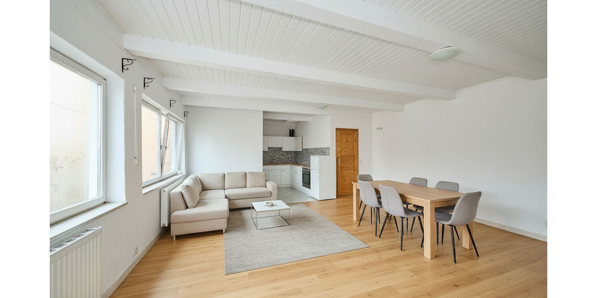 Projekt mit Zukunft: Renovierungsbedürftiges Wohnhaus mit ca. 222 m² Wohnfläche und Garten 6 zimmer