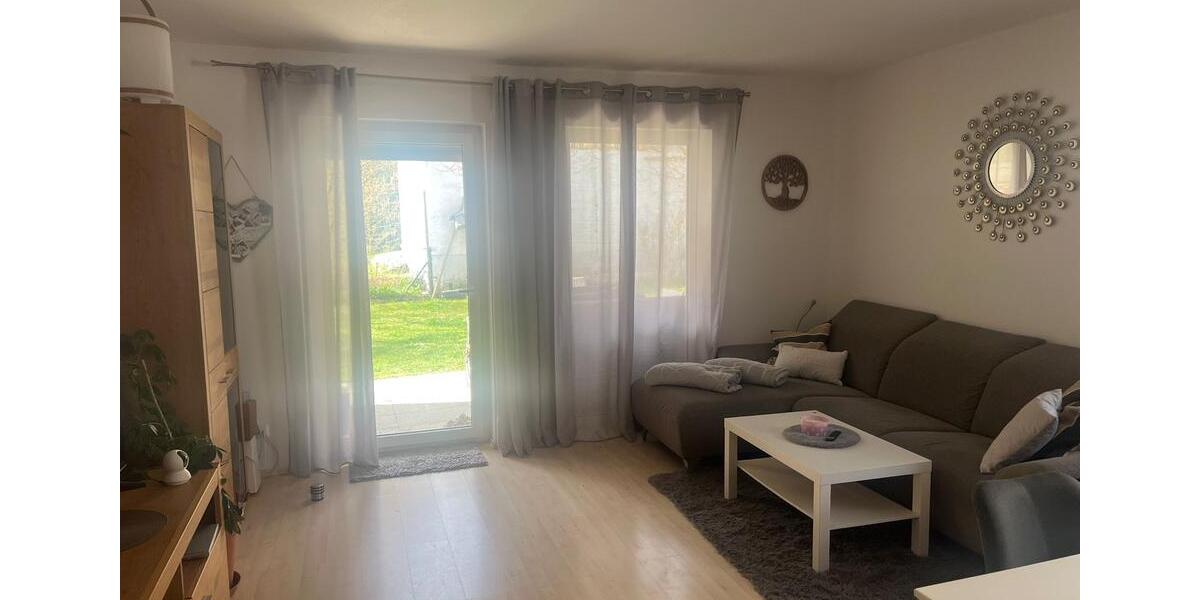 Erdgeschoßwohnung Regenstauf - 3 Zimmer, 82 m&sup2;, 960&euro; | Angebot:26365003