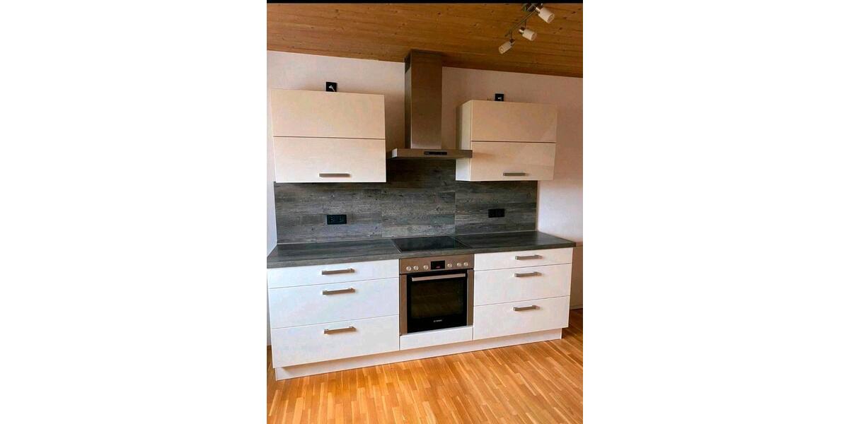 Dachgeschoßwohnung Regensburg Brandlberg - 2.5 Zimmer, 75 m&sup2;, 925&euro; | Angebot:26519043