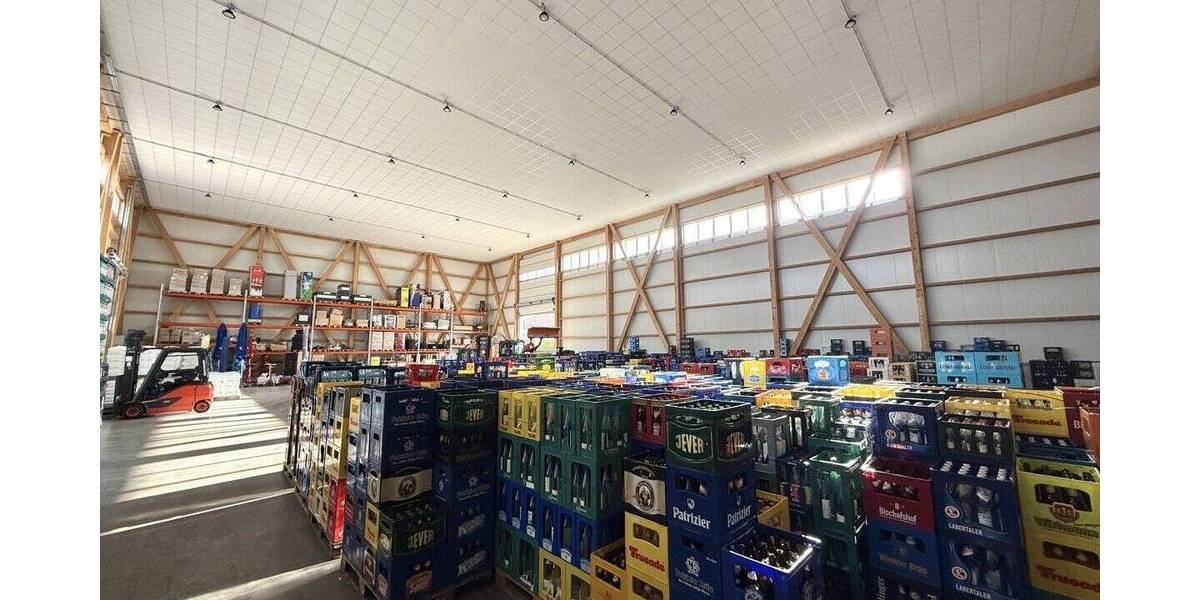 Zentral. Vielseitig. Nutzbar. Moderne Gewerbehalle in Hemau zimmer