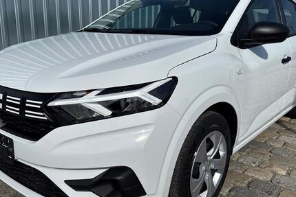 Dacia Sandero 5.400 km 14.490 &euro; Wörth an der Donau 93086