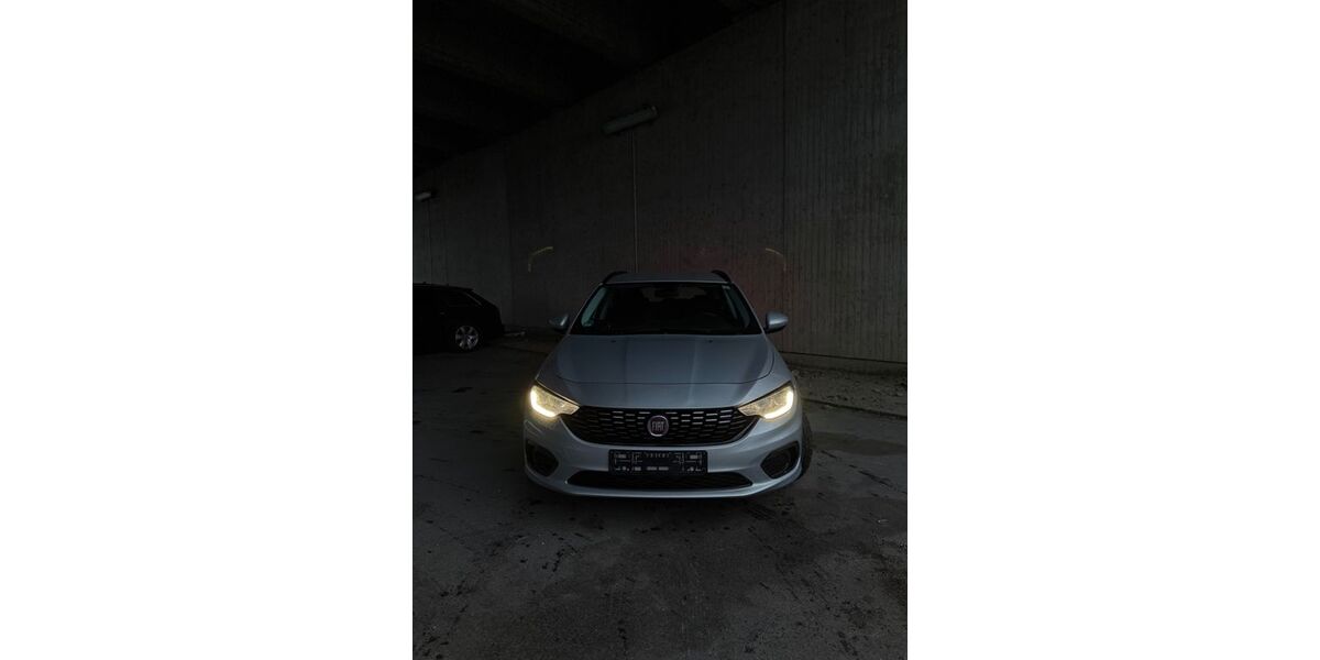 Fiat Tipo 90.000 km 8.500 &euro; Regensburg 93053