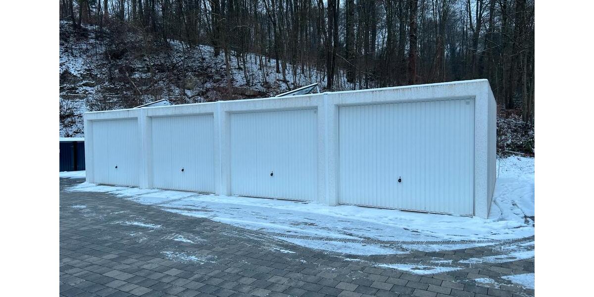 Teilmöblierte 2 Zimmer Wohnung mit Balkon 2 zimmer