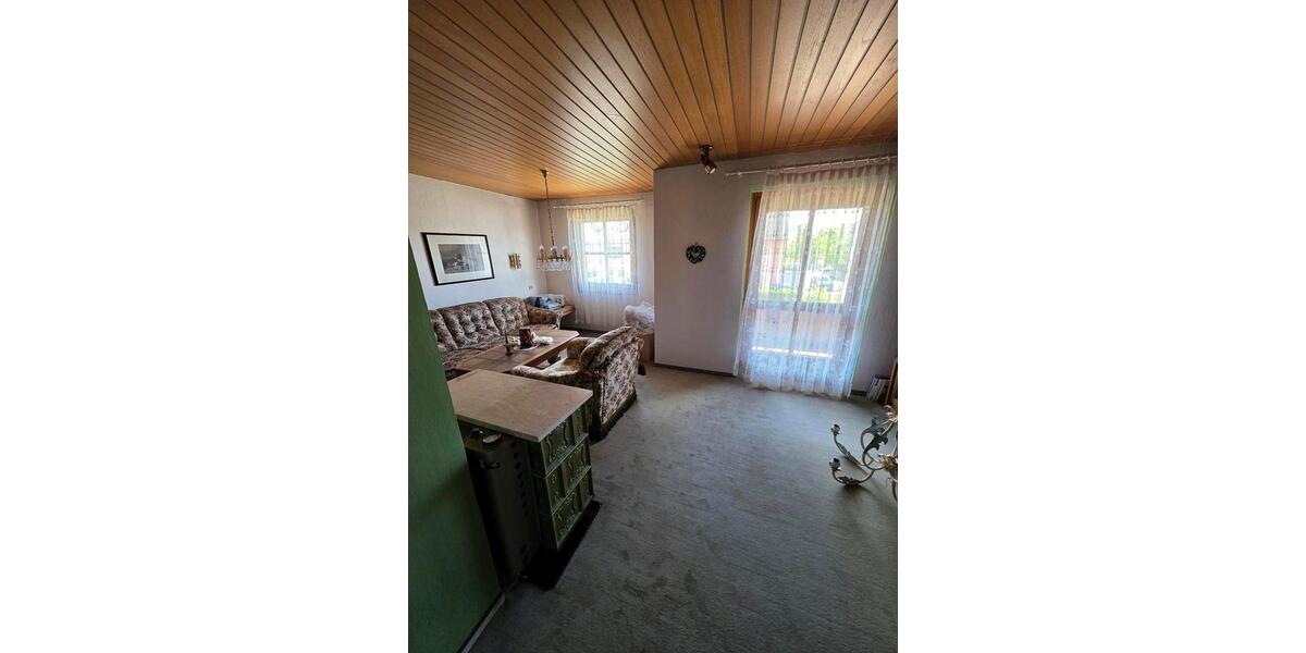 Reihenhaus Neutraubling - 7 Zimmer, 170 m&sup2;, 479.000&euro; | Angebot:26803619